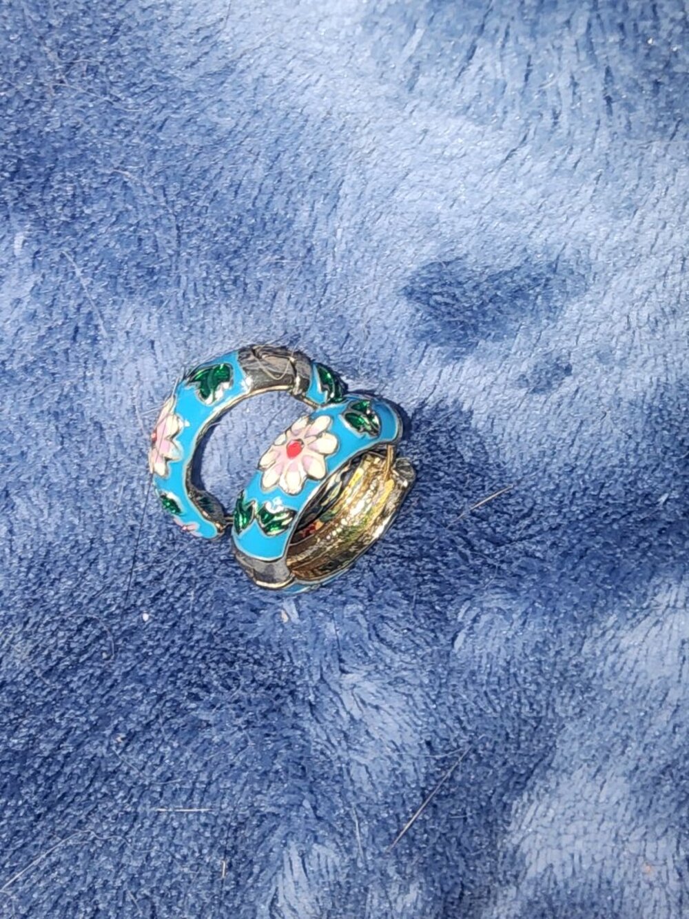 Piper K earings NIB gold toned blue floral enamel hoop earings